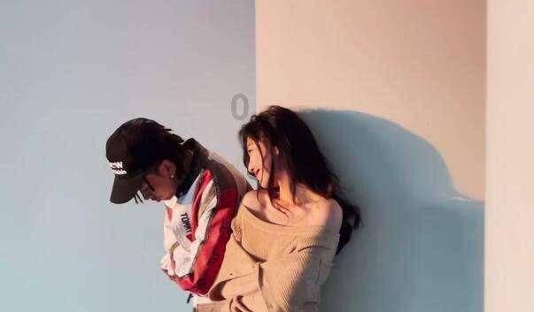 作为一个女人，每每我遇到什么问题问他，他从来都会正面回答我，从不会拐弯抹角，每次问他，他都会回答？